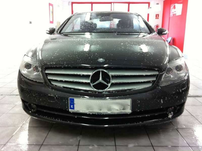 Lavando y encerando un Mercedes CL550