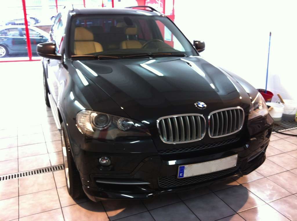 Fotografía de Tratamiento cerámico a un BMW X5: coating bmw x5 2