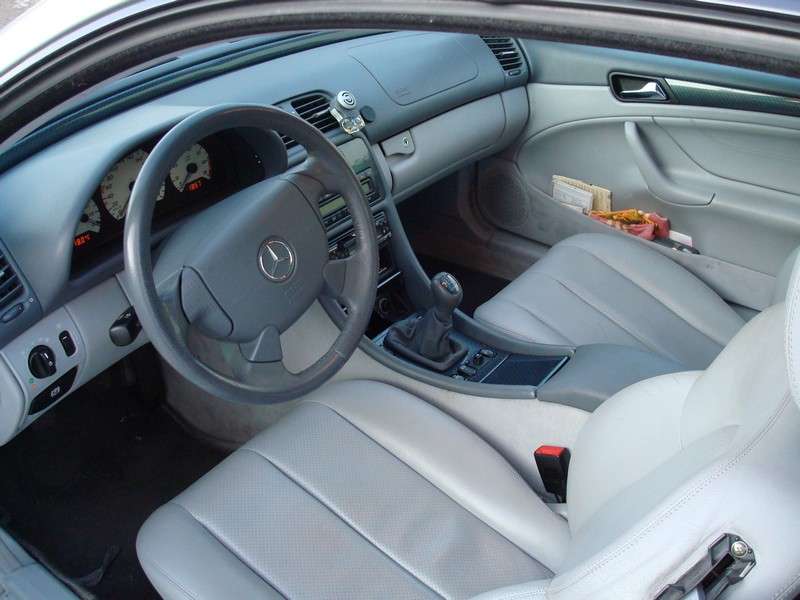 Fotografía de Detallado interior y exterior Mercedes CLK320: detailing completo mercedes clk320 1