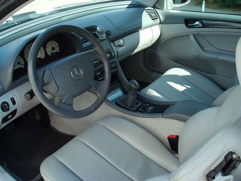 Fotografía de Detallado interior y exterior Mercedes CLK320: detailing completo mercedes clk320 27
