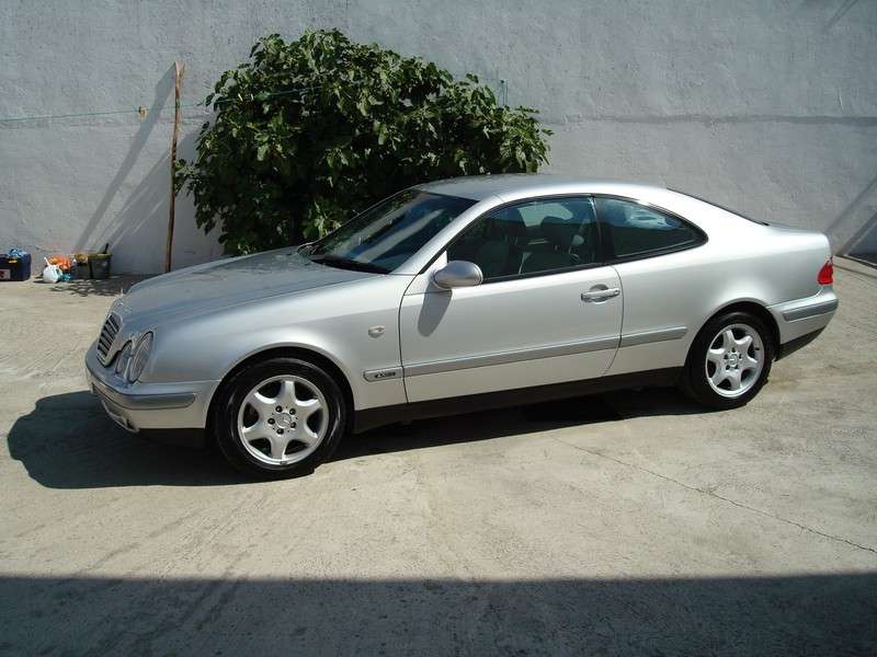 Fotografía de Detallado interior y exterior Mercedes CLK320: detailing completo mercedes clk320 41