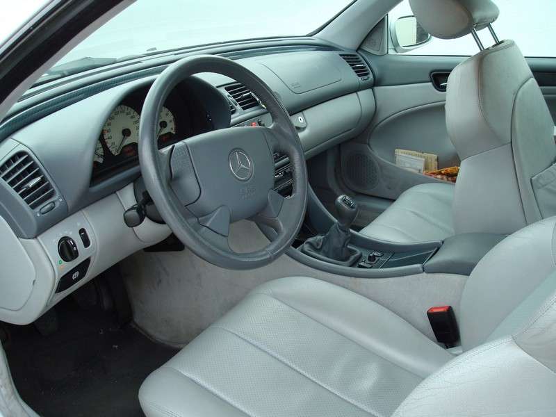 Fotografía de Detallado interior y exterior Mercedes CLK320: detailing completo mercedes clk320 9