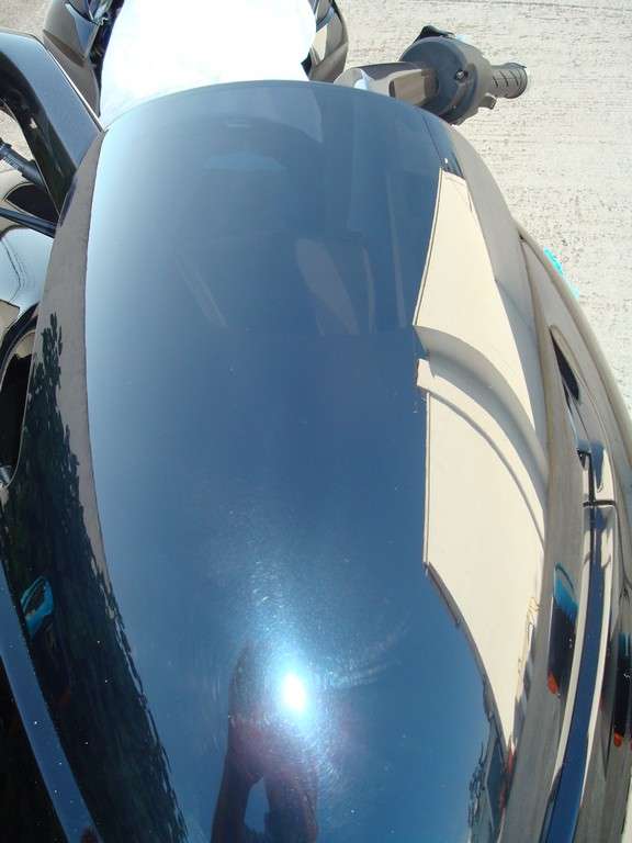 Fotografía de Detailing a una moto Honda DN 01: detailing moto honda 11