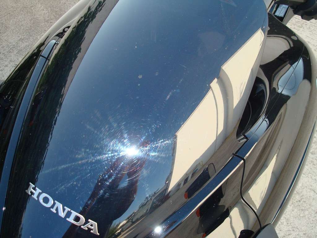 Fotografía de Detailing a una moto Honda DN 01: detailing moto honda 3