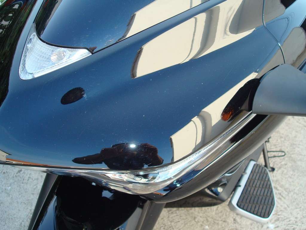 Fotografía de Detailing a una moto Honda DN 01: detailing moto honda 4