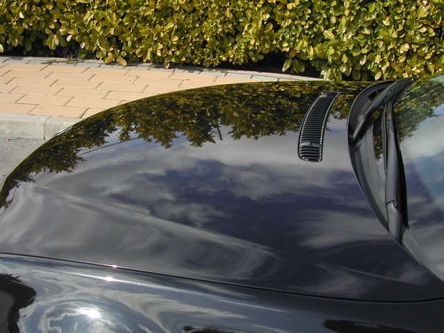 Fotografía de Detallado interior y exterior de BMW 330xi: detallado bmw 330xi 24