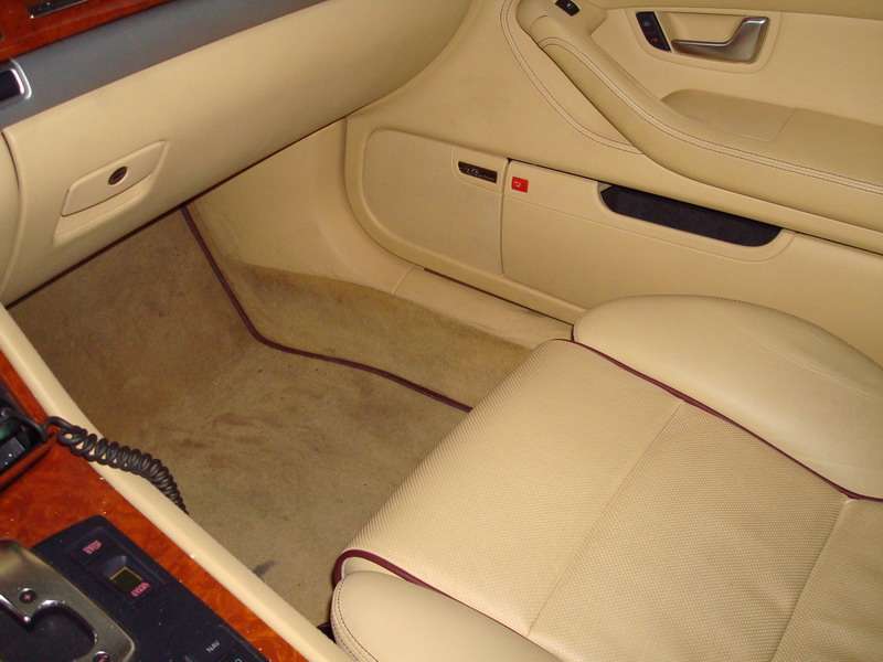 Fotografía de Detallado interior y exterior a un Audi A8: detallado completo audi a8 3 1