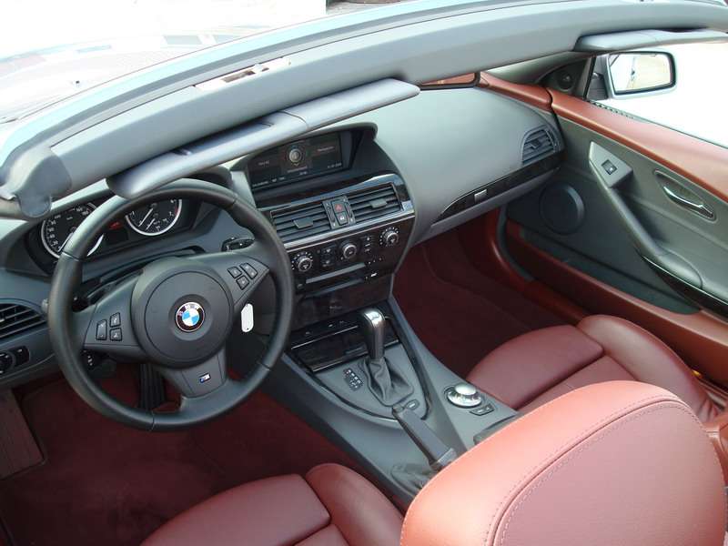 Fotografía de Detallando un BMW 645ci con tapicería de cuero: detallado completo bmw 645ci 32