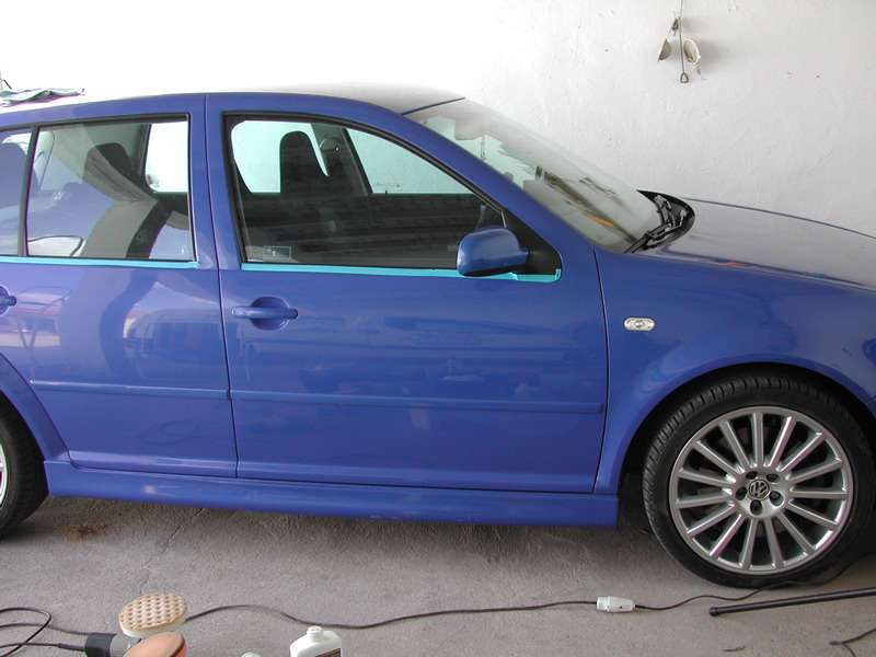 Fotografía de Detallado interior y exterior de WV Golf IV: detallado completo vw golf iv 35