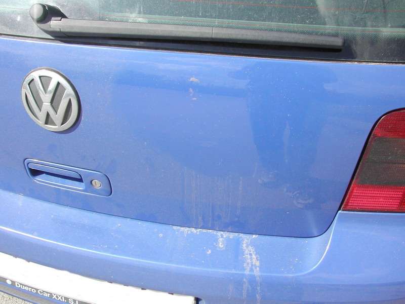 Fotografía de Detallado interior y exterior de WV Golf IV: detallado completo vw golf iv 4