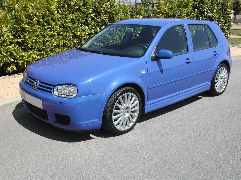 Fotografía de Detallado interior y exterior de WV Golf IV: detallado completo vw golf iv 43