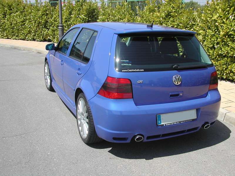 Fotografía de Detallado interior y exterior de WV Golf IV: detallado completo vw golf iv 46