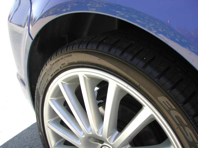 Fotografía de Detallado interior y exterior de WV Golf IV: detallado completo vw golf iv 48