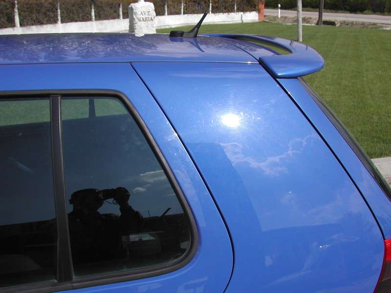 Fotografía de Detallado interior y exterior de WV Golf IV: detallado completo vw golf iv 8
