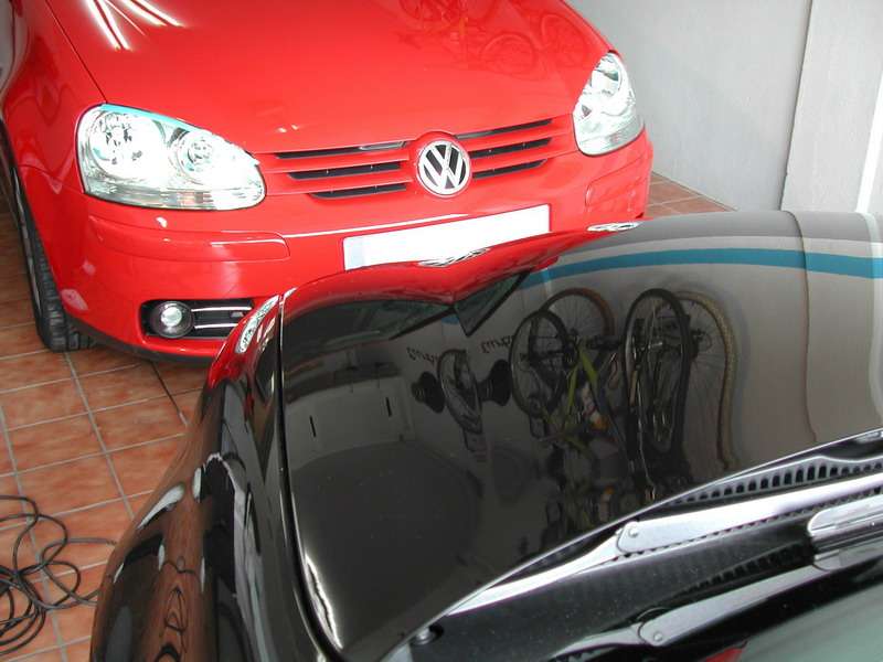 Fotografía de Eliminando arañazos en capó de VW Golf: eliminando rayones vw golf 8