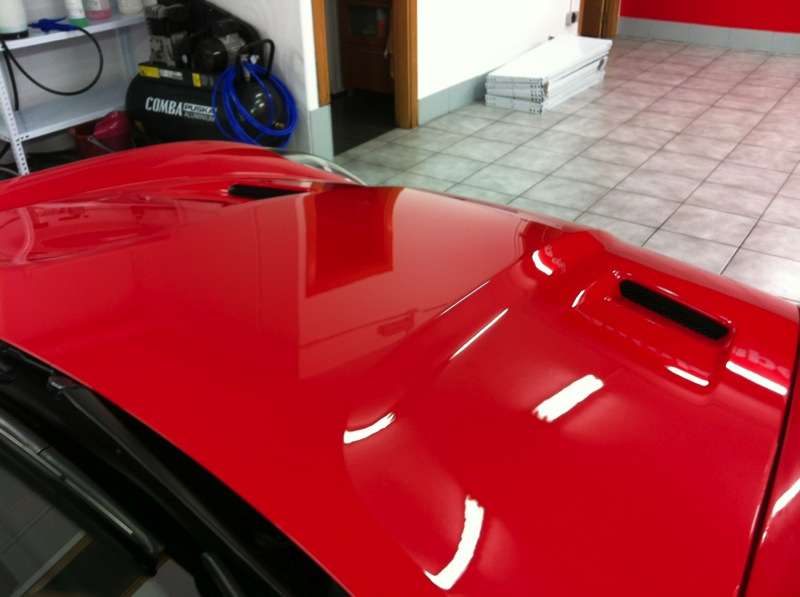 Fotografía de Lavando y potenciando el brillo de un Ferrari 599 GTB: ferrari 599 gtb abrillantado 6