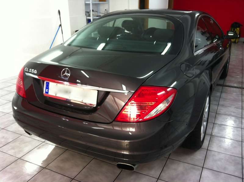 Fotografía de Lavando y encerando un Mercedes CL550: lavado y encerado mercedes cl550 10