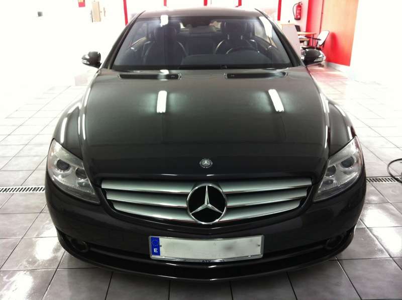 Fotografía de Lavando y encerando un Mercedes CL550: lavado y encerado mercedes cl550 11