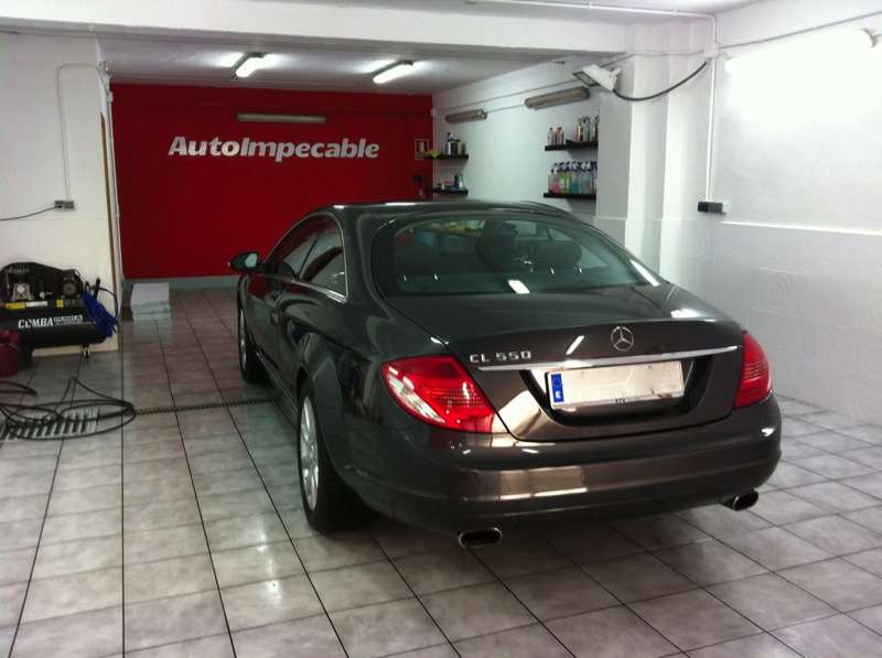Fotografía de Lavando y encerando un Mercedes CL550: lavado y encerado mercedes cl550 13