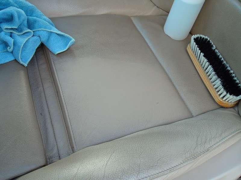 Fotografía de Limpieza de tapicería y tratamiento de cuero a un BMW X5: limpieza interior bmw x5 11