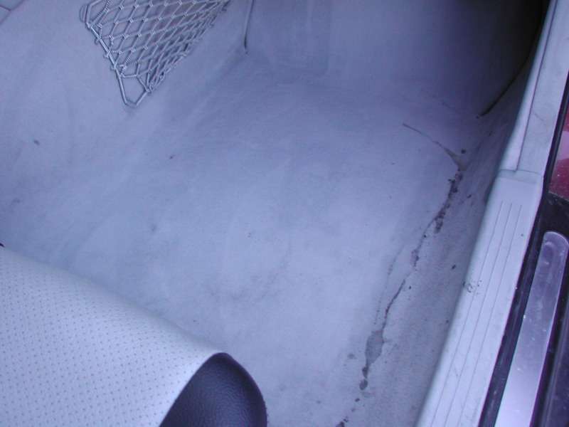 Fotografía de Limpieza de tapicería y acondicionado de cuero Mercedes C200: limpieza interior mercedes c200 2