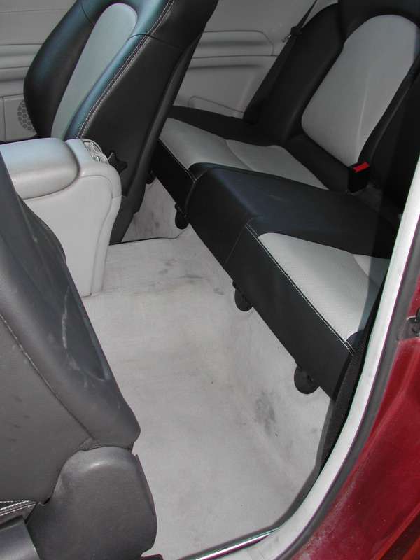 Fotografía de Limpieza de tapicería y acondicionado de cuero Mercedes C200: limpieza interior mercedes c200 6