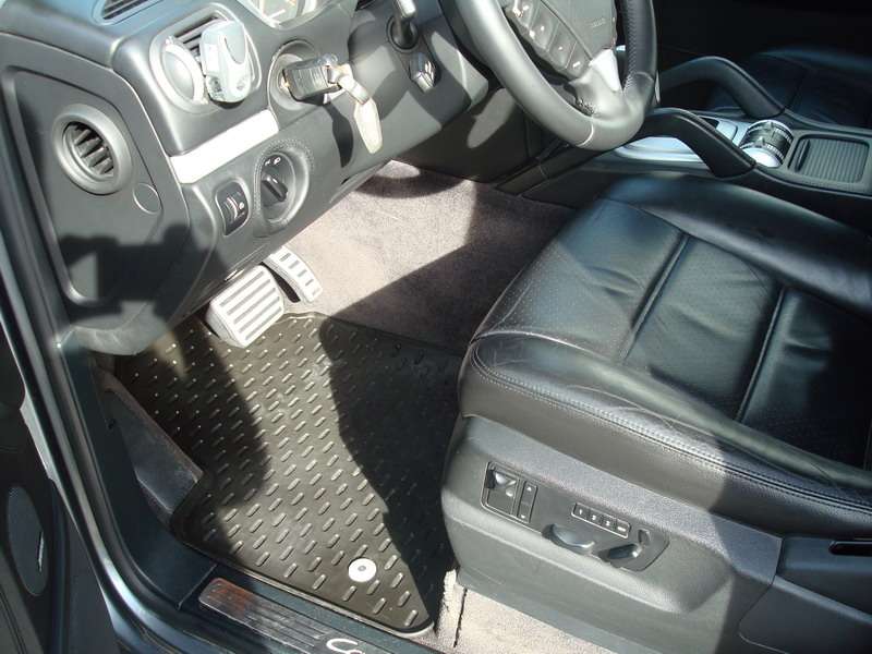 Fotografía de Limpieza de tapicería y tratamiento de cuero a un Porsche Cayenne: limpieza interior porsche cayenne 18