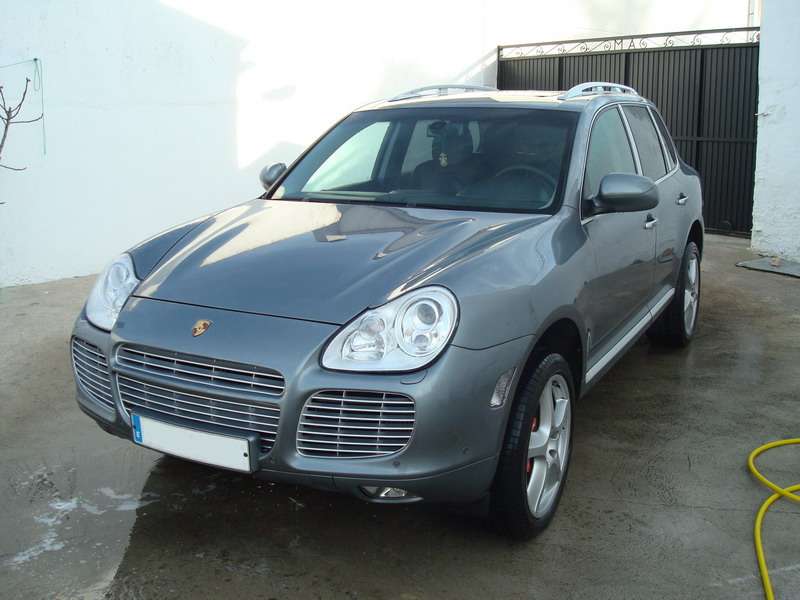 Fotografía de Limpieza de tapicería y tratamiento de cuero a un Porsche Cayenne: limpieza interior porsche cayenne 22