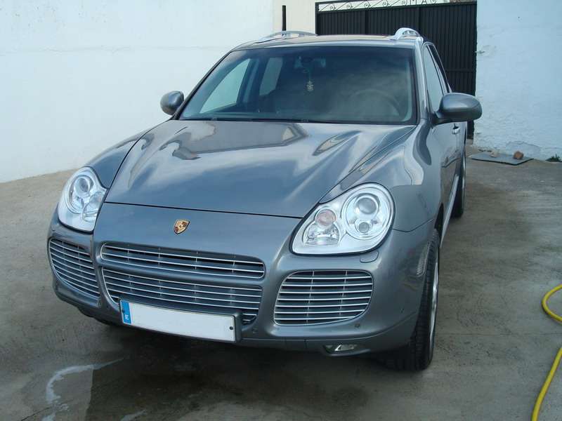 Fotografía de Limpieza de tapicería y tratamiento de cuero a un Porsche Cayenne: limpieza interior porsche cayenne 26