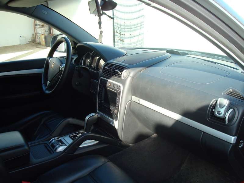 Fotografía de Limpieza de tapicería y tratamiento de cuero a un Porsche Cayenne: limpieza interior porsche cayenne 9