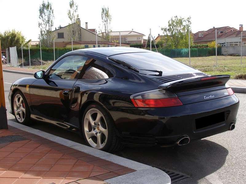 Fotografía de Puliendo un Porsche 911 Turbo: pulido porsche 911 turbo 40
