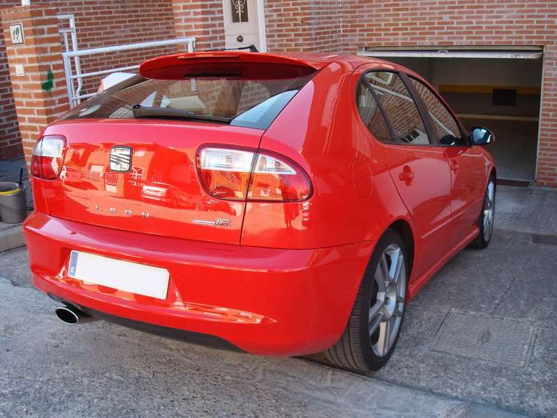 Fotografía de Pulido y encerado SEAT León: pulido seat leon 1