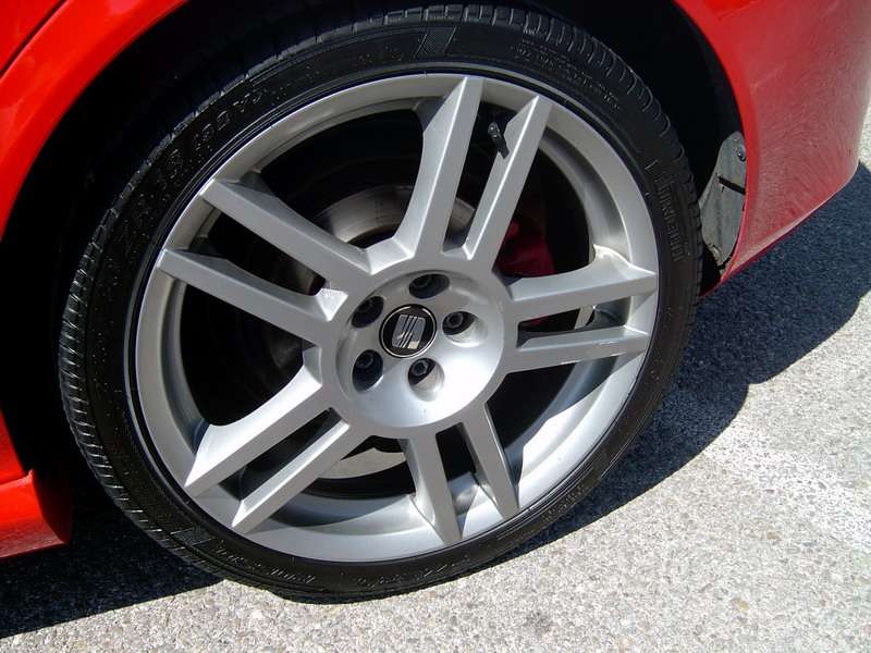 Fotografía de Pulido y encerado SEAT León: pulido seat leon 26