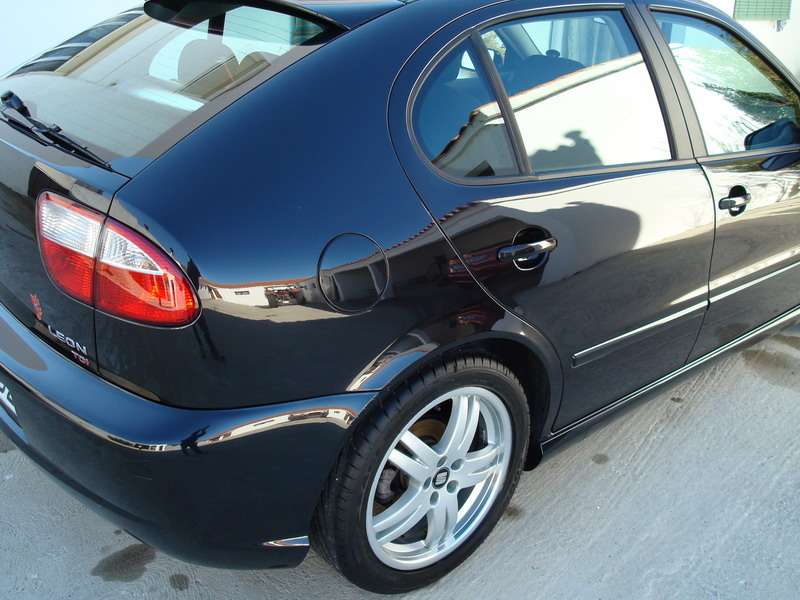 Fotografía de Pulido y abrillantando de SEAT León: pulido seat leon 28 1