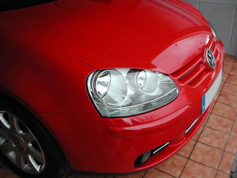 Fotografía de Puliendo y sellando un VW Golf IV: pulido vw golf iv 17