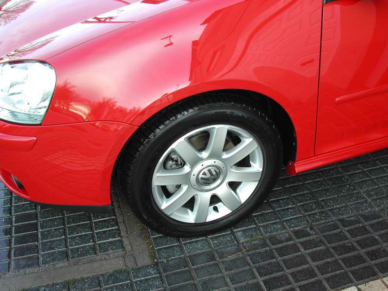 Fotografía de Puliendo y sellando un VW Golf IV: pulido vw golf iv 3