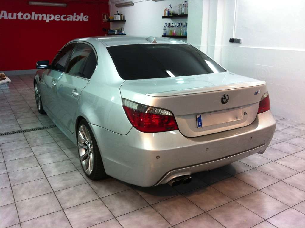 Fotografía de Puliendo, encerando y tratando el cuero de un BMW 530d: puliendo encerando y tratando el curso bmw 530d 1
