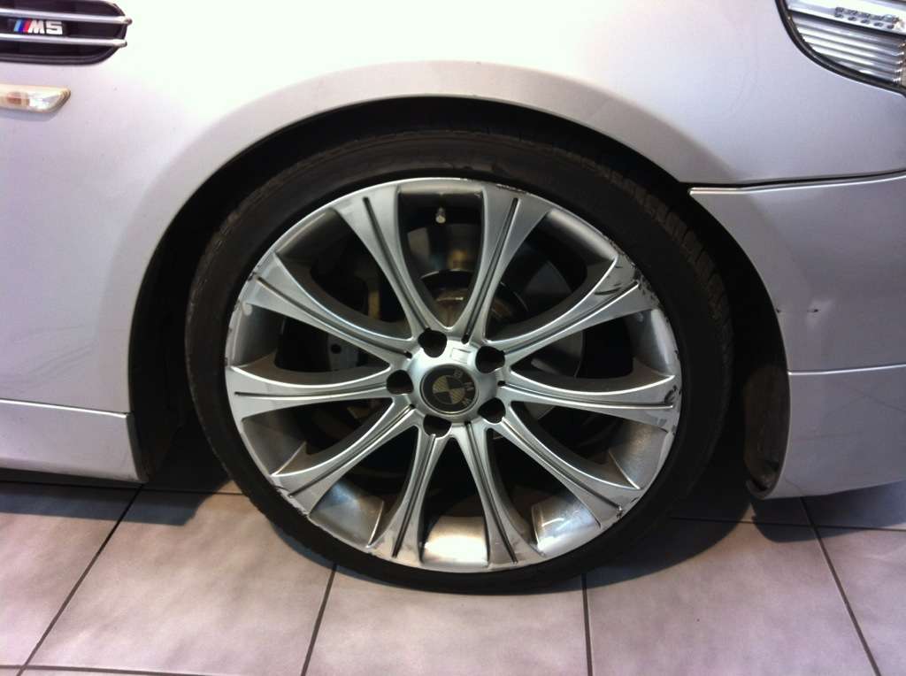 Fotografía de Puliendo, encerando y tratando el cuero de un BMW 530d: puliendo encerando y tratando el curso bmw 530d 4