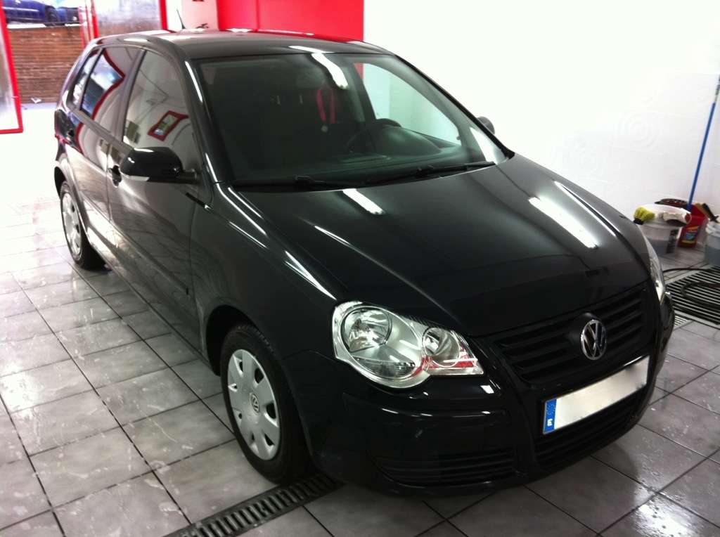 Fotografía de Aplicando CarPro Cquartz a Volkswagen Polo: vw polo cquartz 11