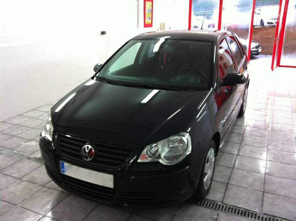 Fotografía de Aplicando CarPro Cquartz a Volkswagen Polo: vw polo cquartz 14