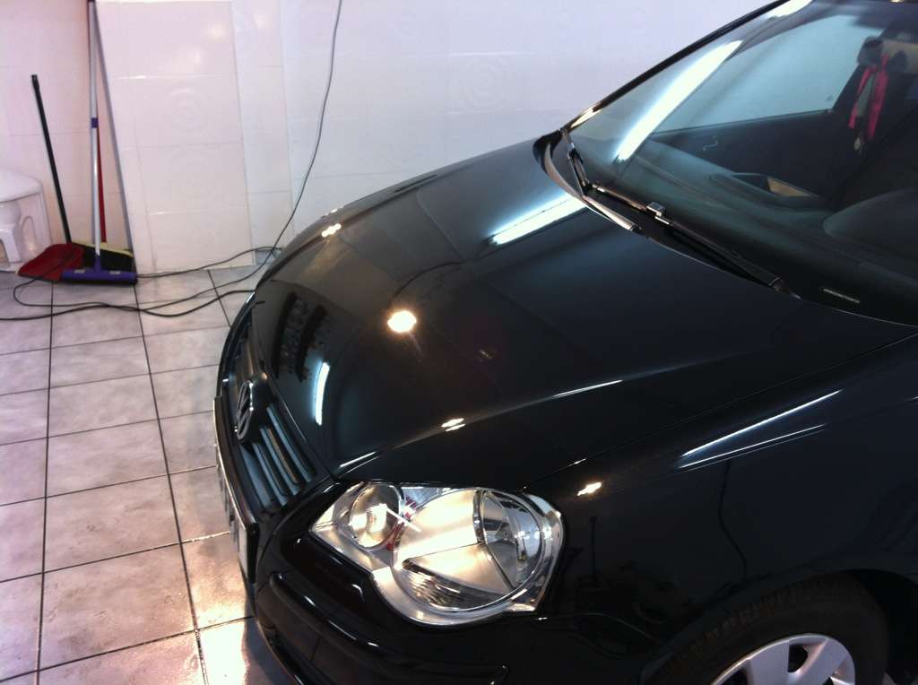Fotografía de Aplicando CarPro Cquartz a Volkswagen Polo: vw polo cquartz 21