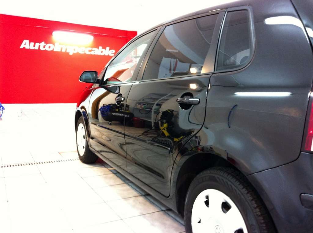 Fotografía de Aplicando CarPro Cquartz a Volkswagen Polo: vw polo cquartz 33